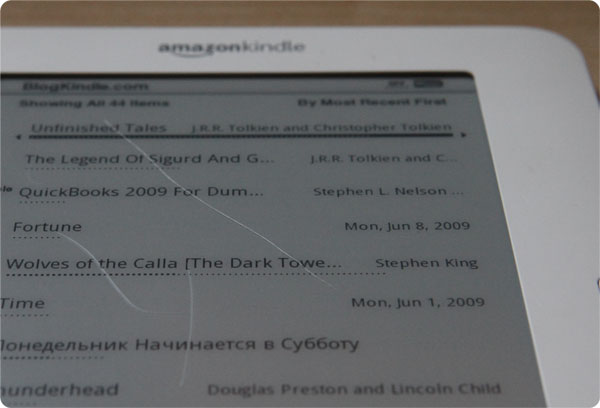 Scratched Amazon Kindle 2 scrached-kindle-2